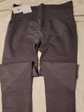 High-Waist Gray Seamless Leggings